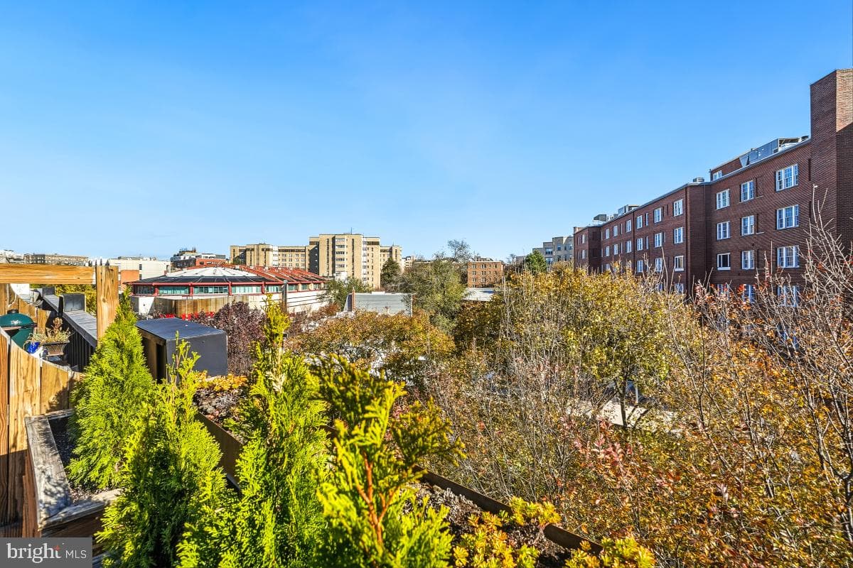 1700 Kalorama Road NW #407 photo 28