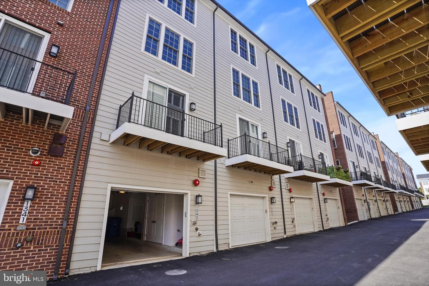 1343 Aspen Street NW photo 30