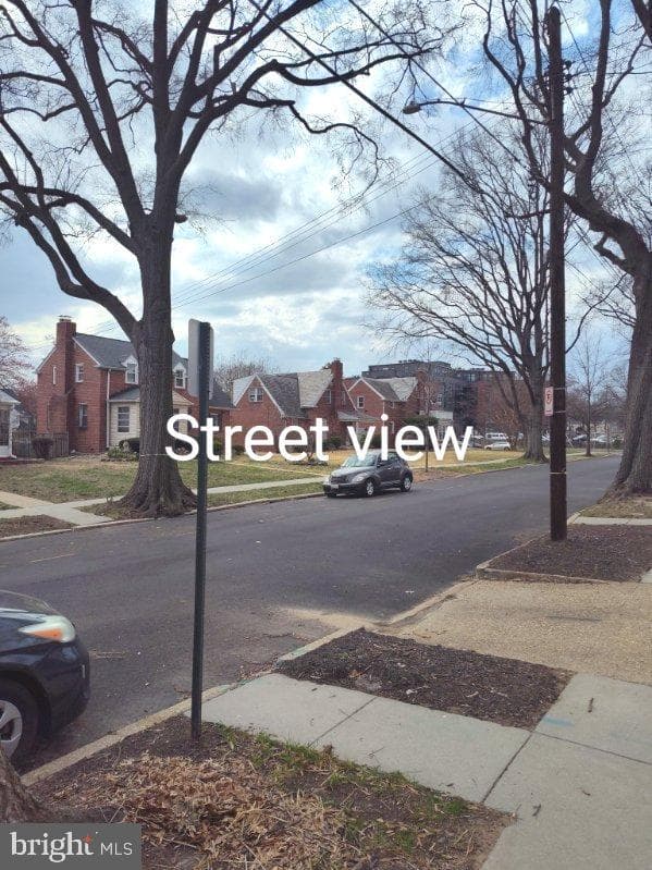1448 Channing Street NE photo 4