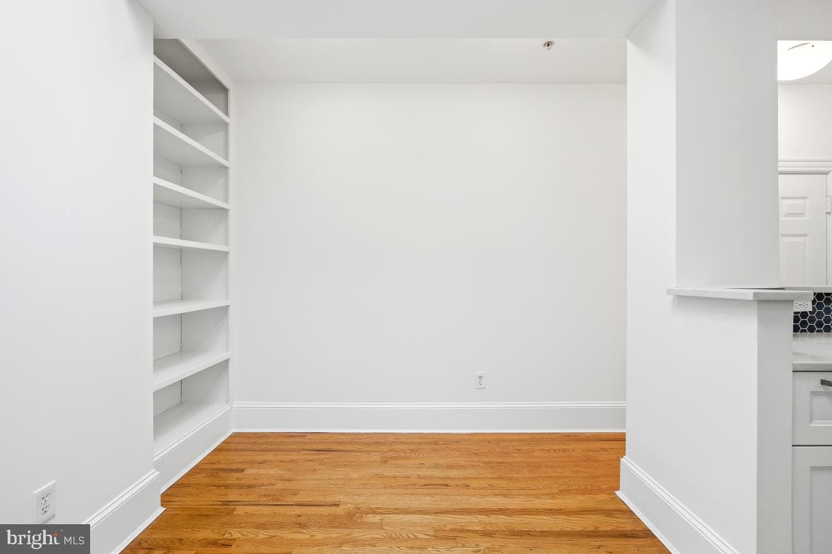 1807 California Street NW #305 photo 17