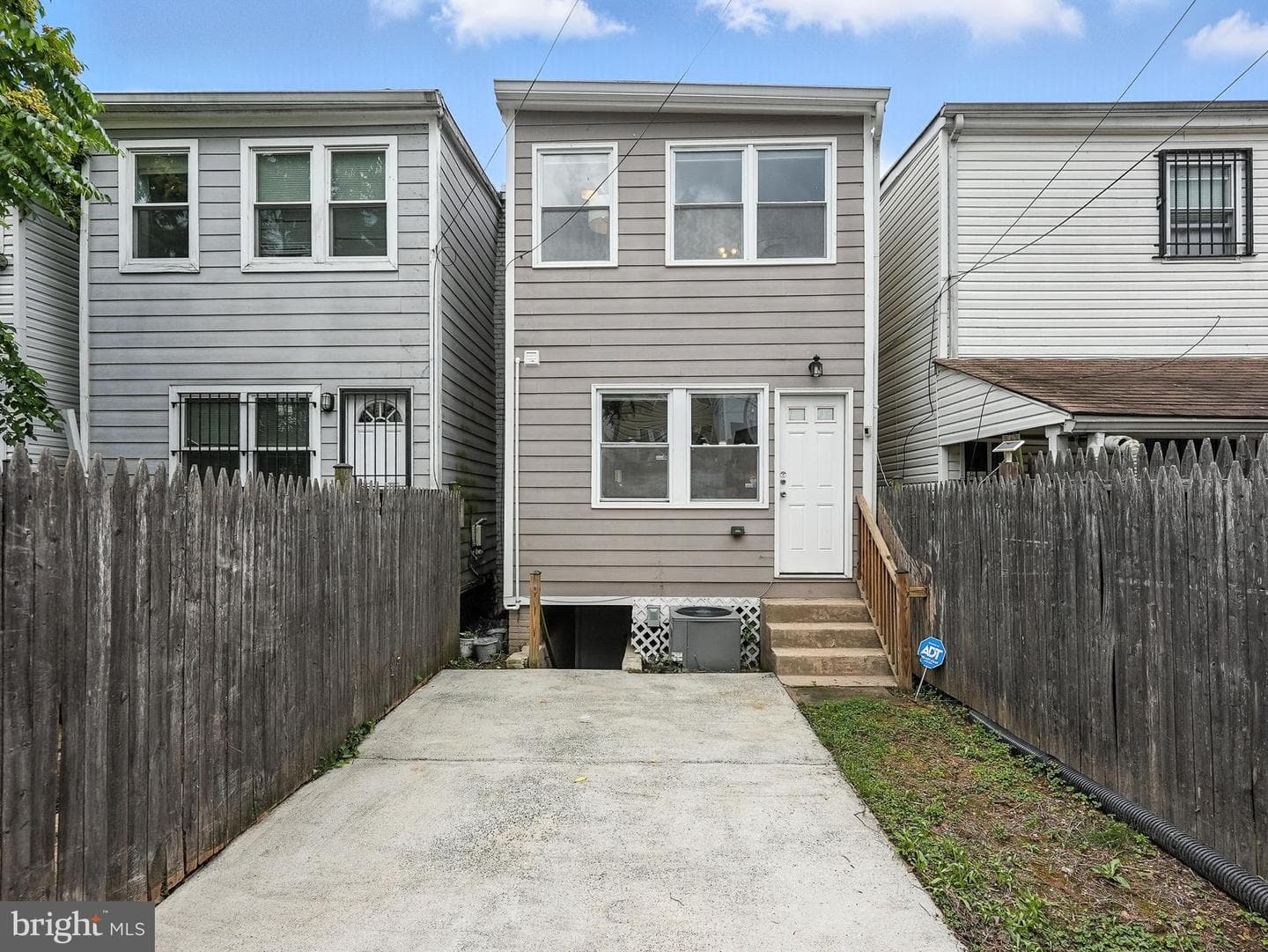 1926 Bennett Place NE photo 32