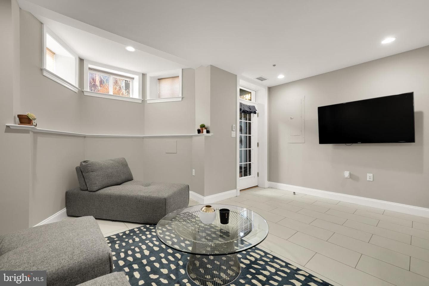 1135 6th Street NW #1 photo 8