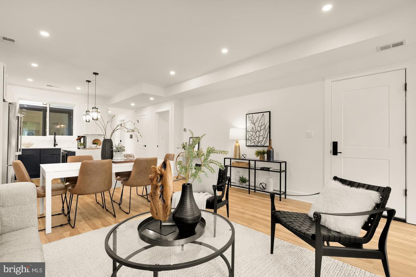 1251 Morse Street NE #b photo 4
