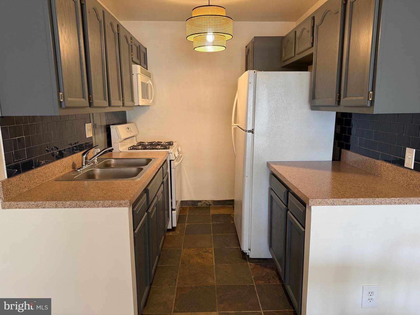730 24th Street NW #208 photo 5