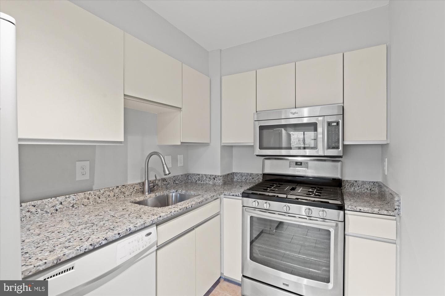 1245 13th Street NW #508 photo 7