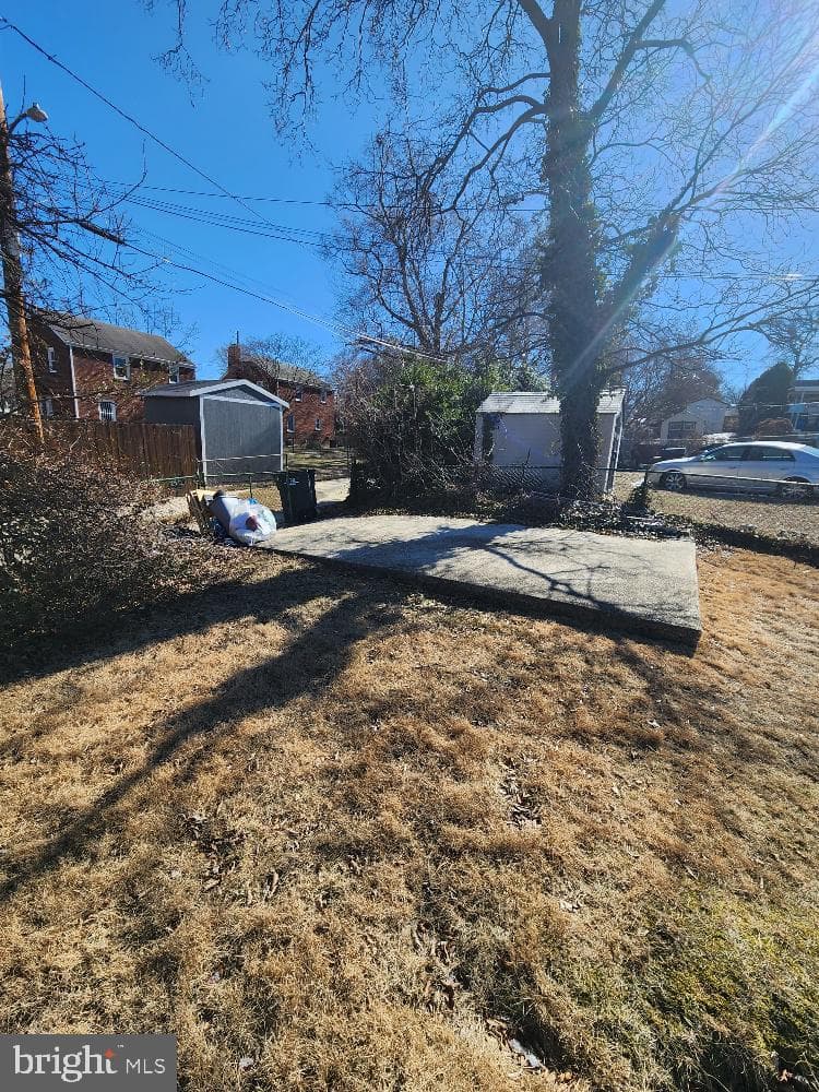 1108 Chaplin Street SE photo 32
