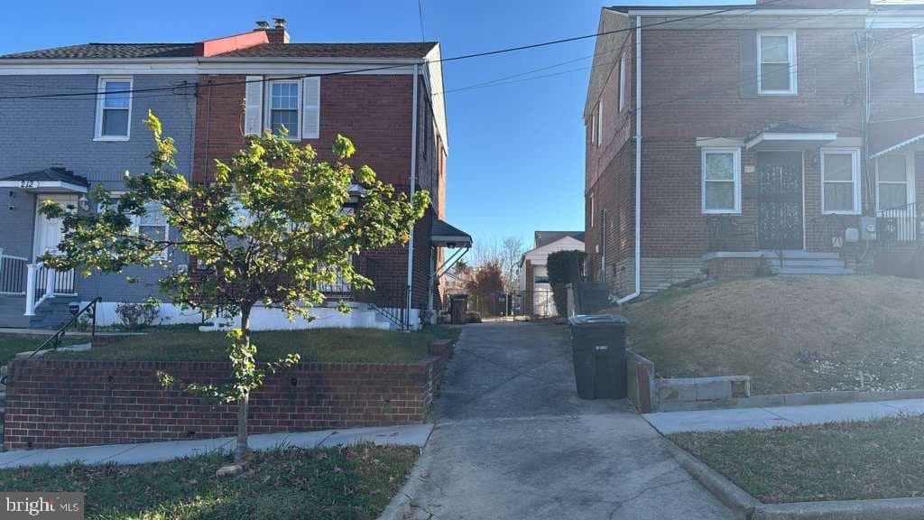 214 54th Street SE photo 3