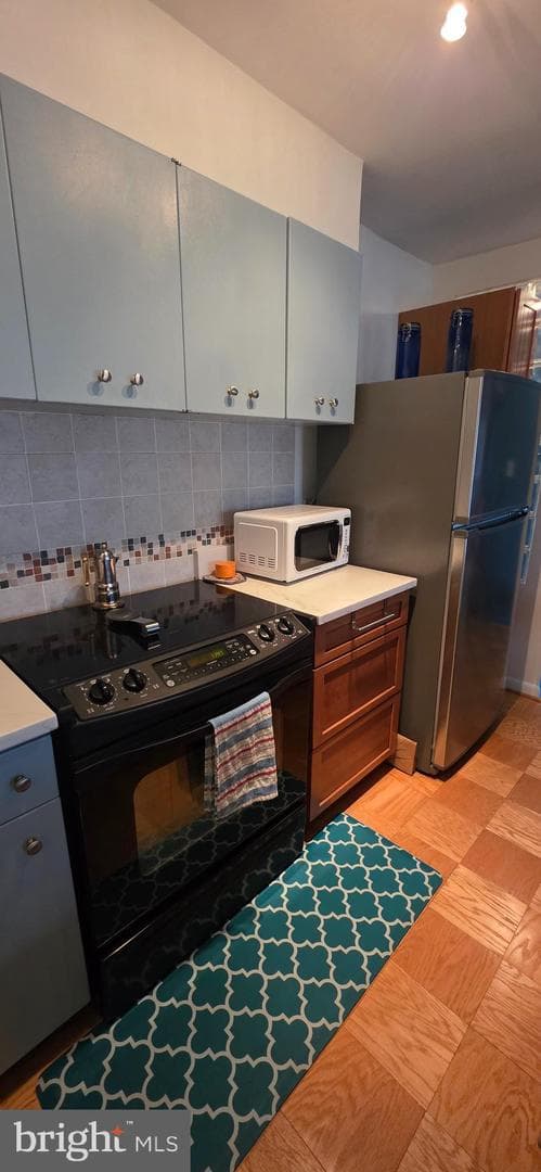 510 N Street SW #N-323 photo 20