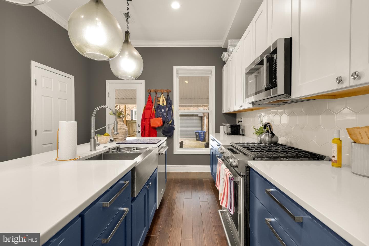 421 10th Street NE photo 17