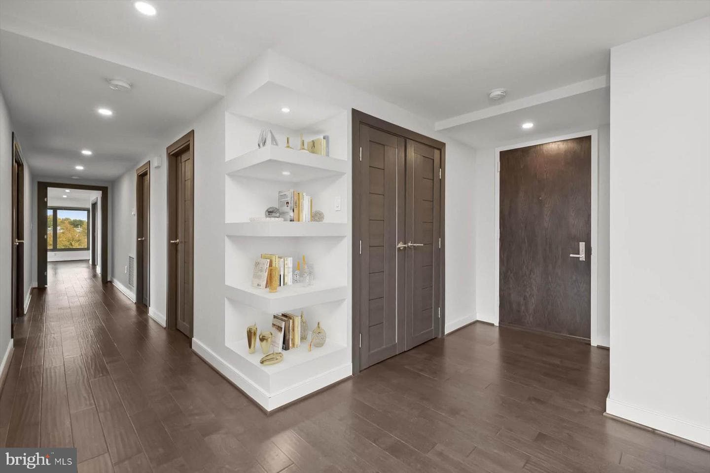 2501 M Street NW #612 photo 29