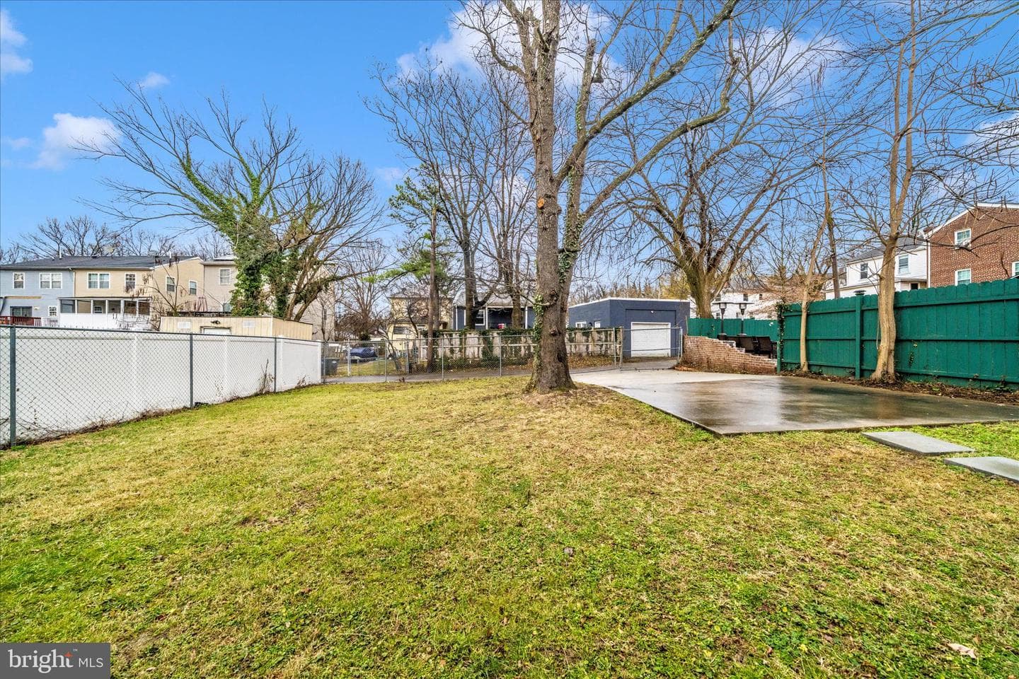 1015 48th Place NE photo 46