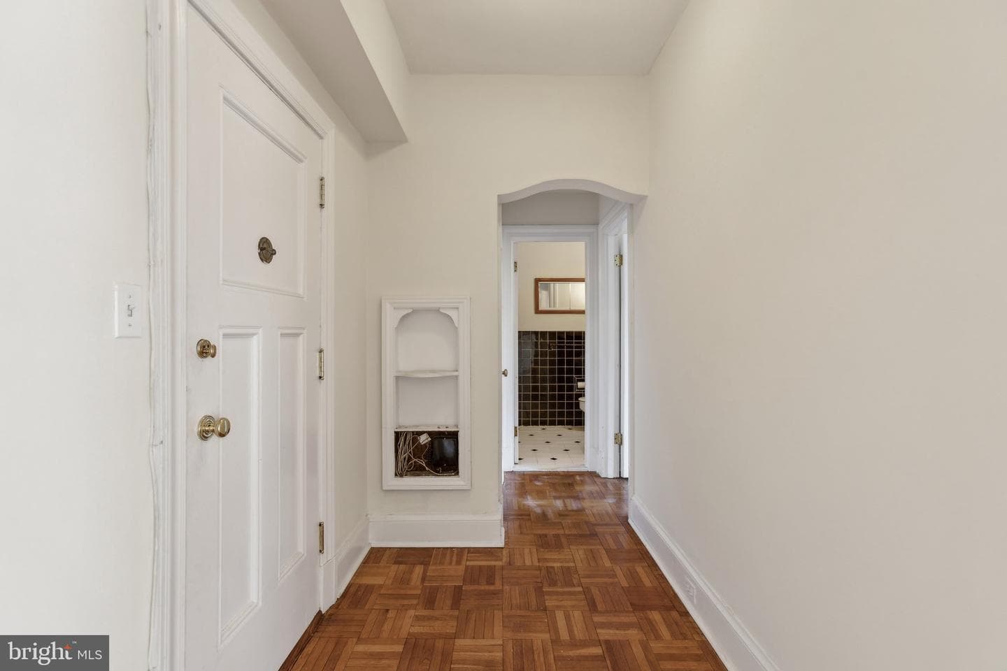 4000 Cathedral Avenue NW #605b photo 12