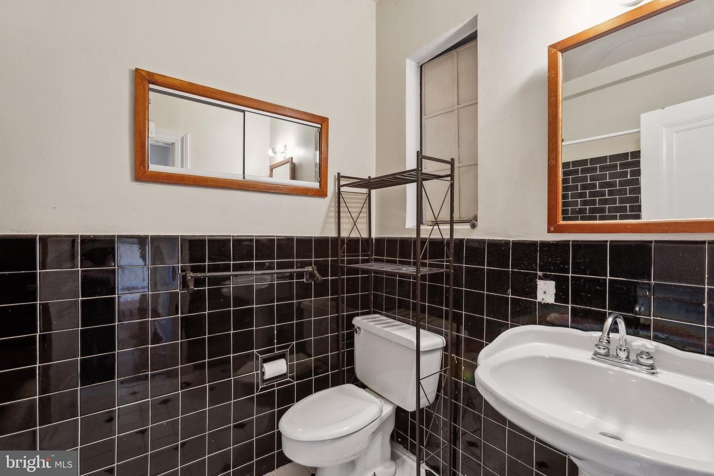 4000 Cathedral Avenue NW #605b photo 17