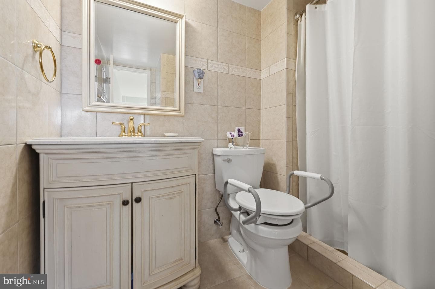 4201 Cathedral Avenue NW #905e photo 29