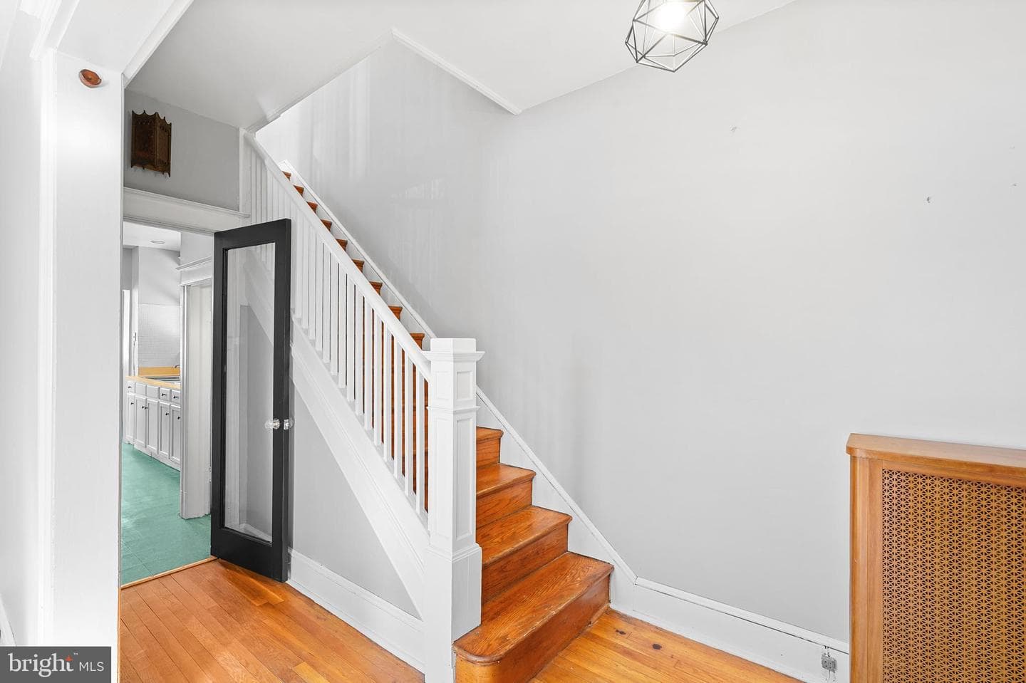 2522 Park Place SE photo 4