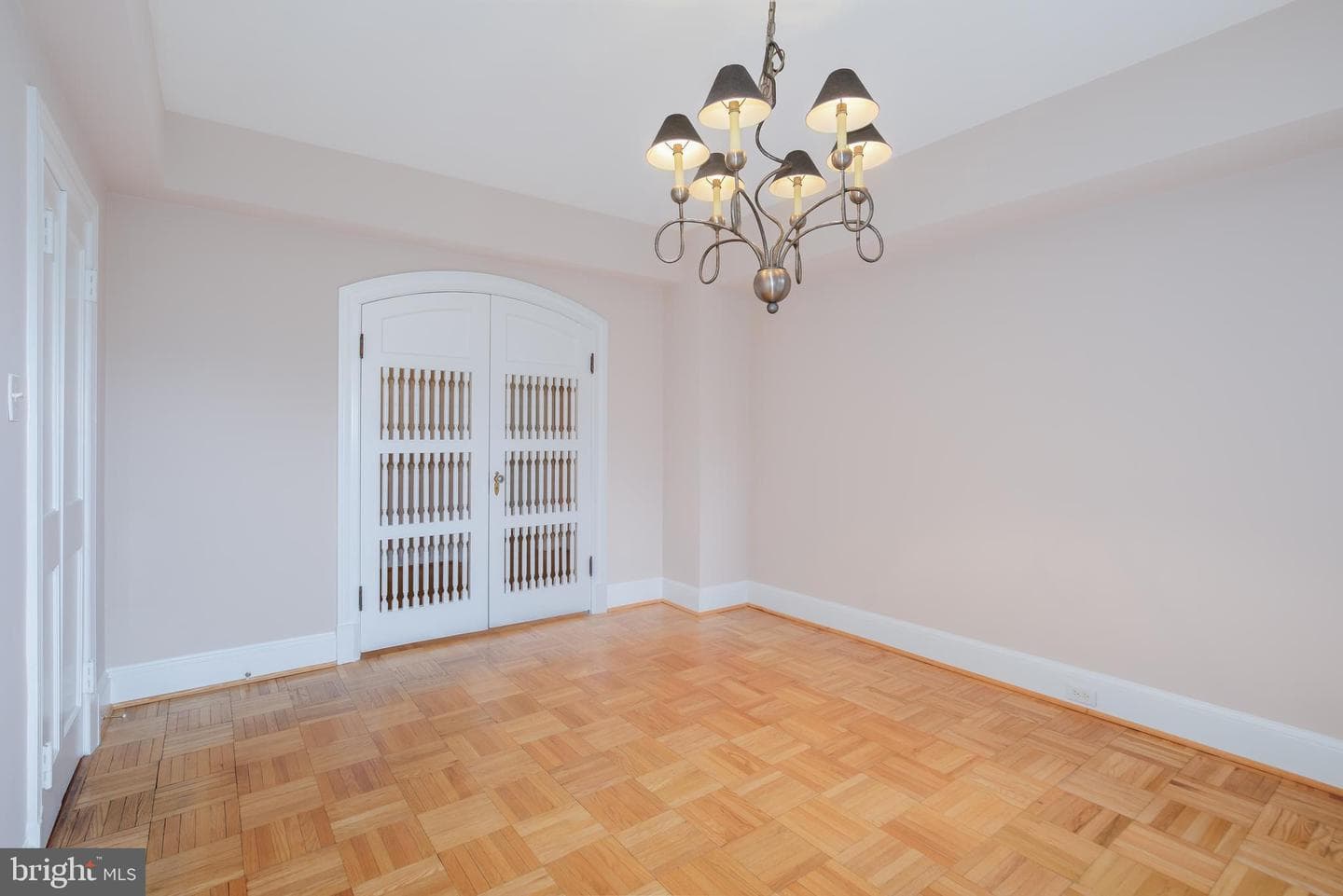 3900 Cathedral Avenue NW #404a photo 10