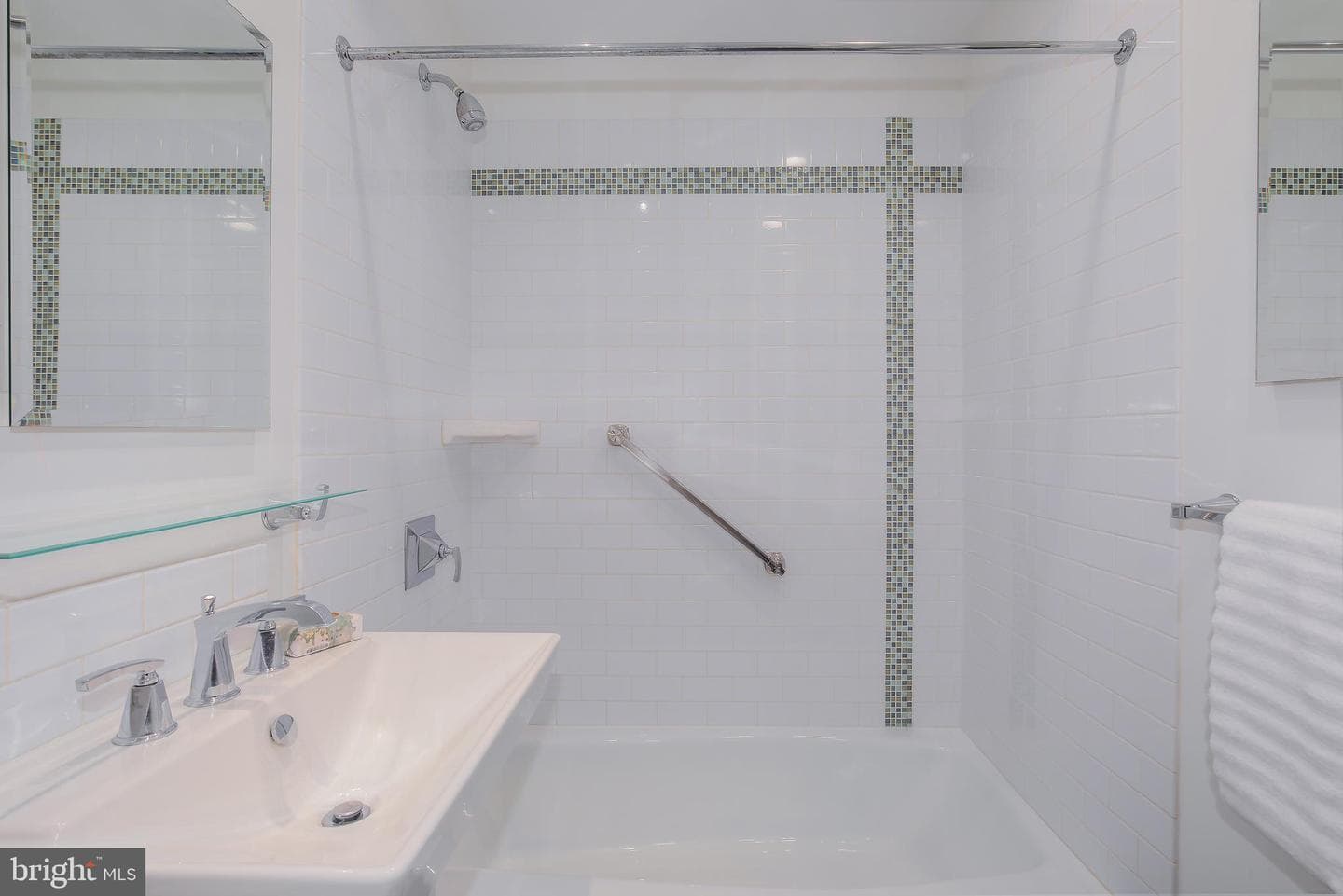 3900 Cathedral Avenue NW #404a photo 23