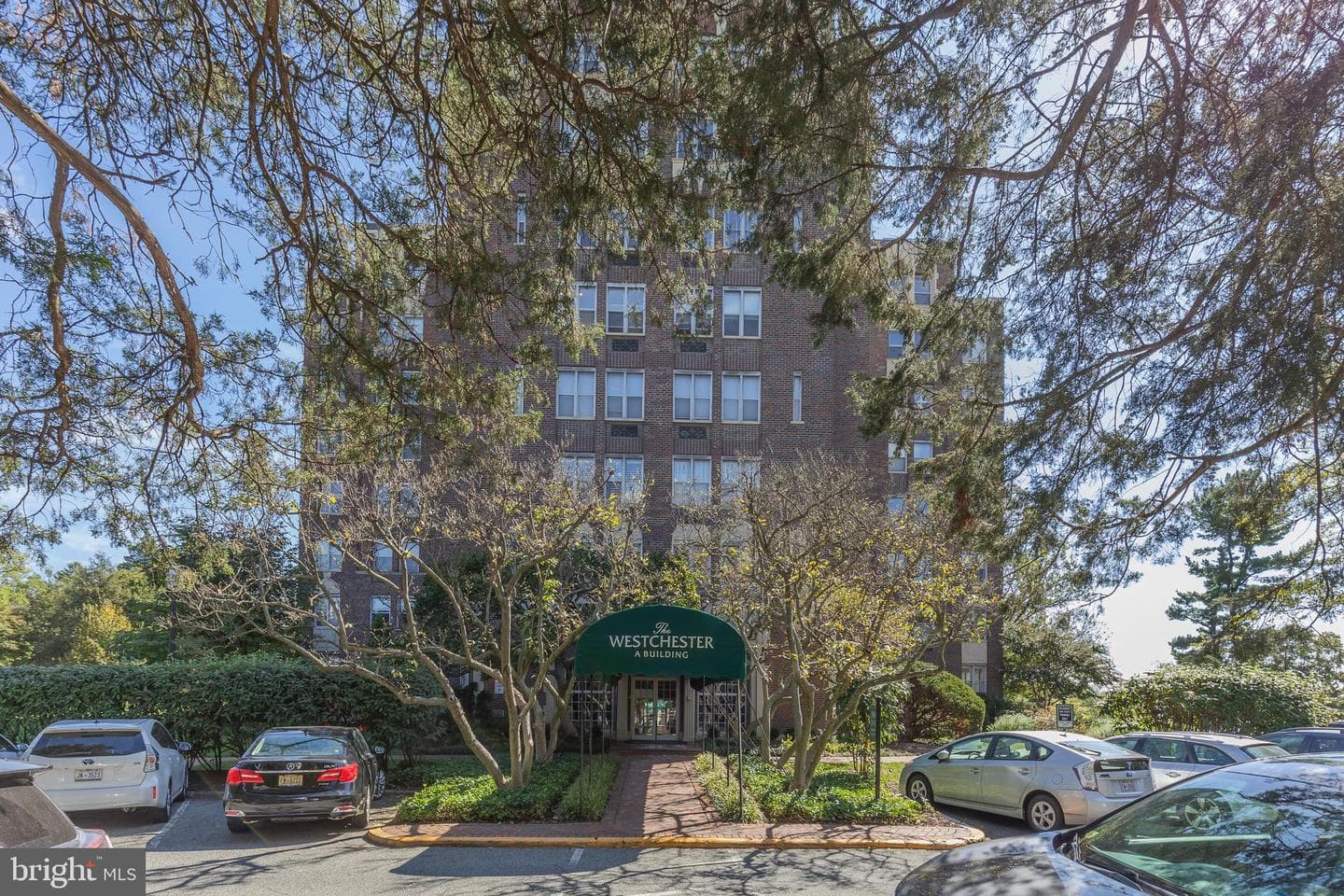 3900 Cathedral Avenue NW #404a photo 28