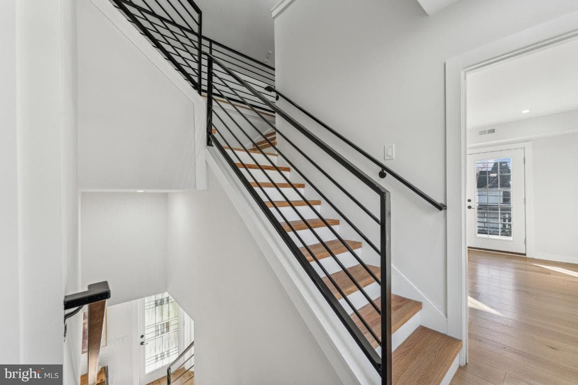 1400 Franklin Street NE photo 29