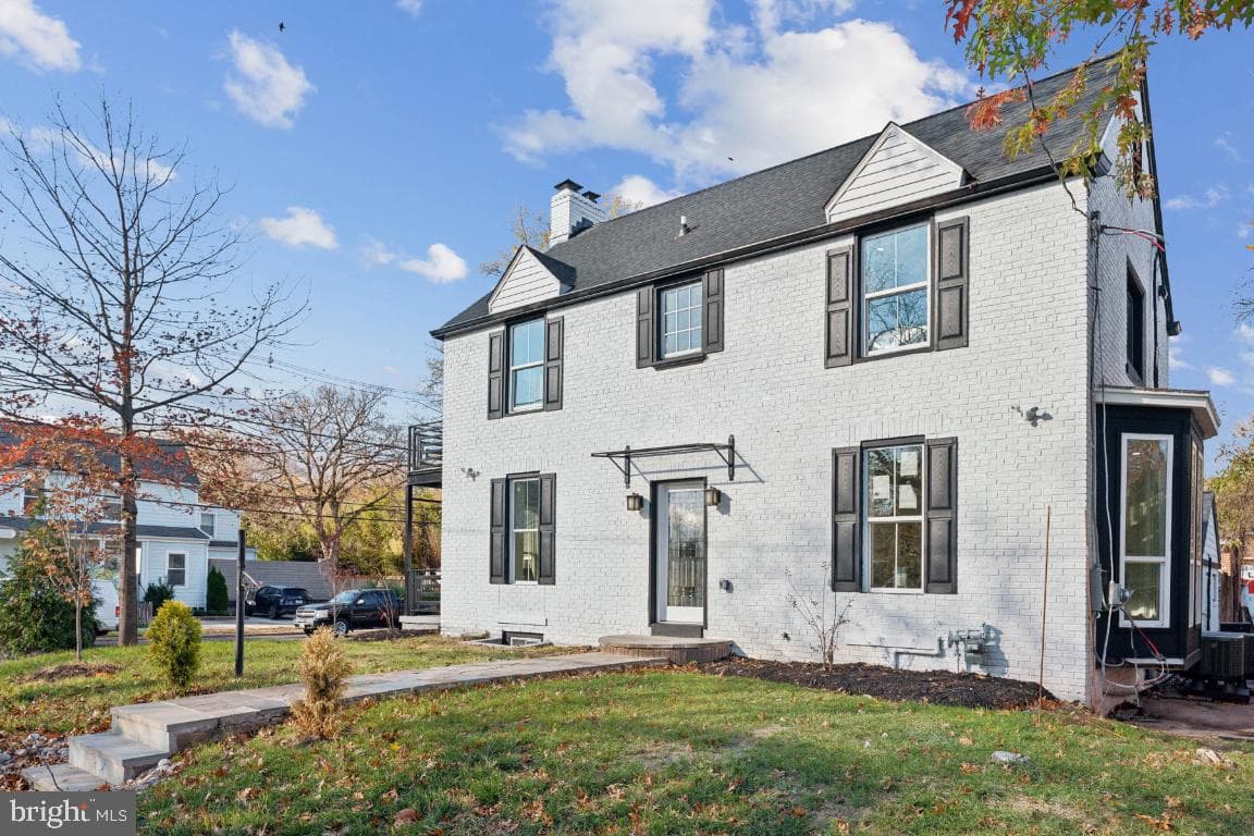 1400 Franklin Street NE photo 3