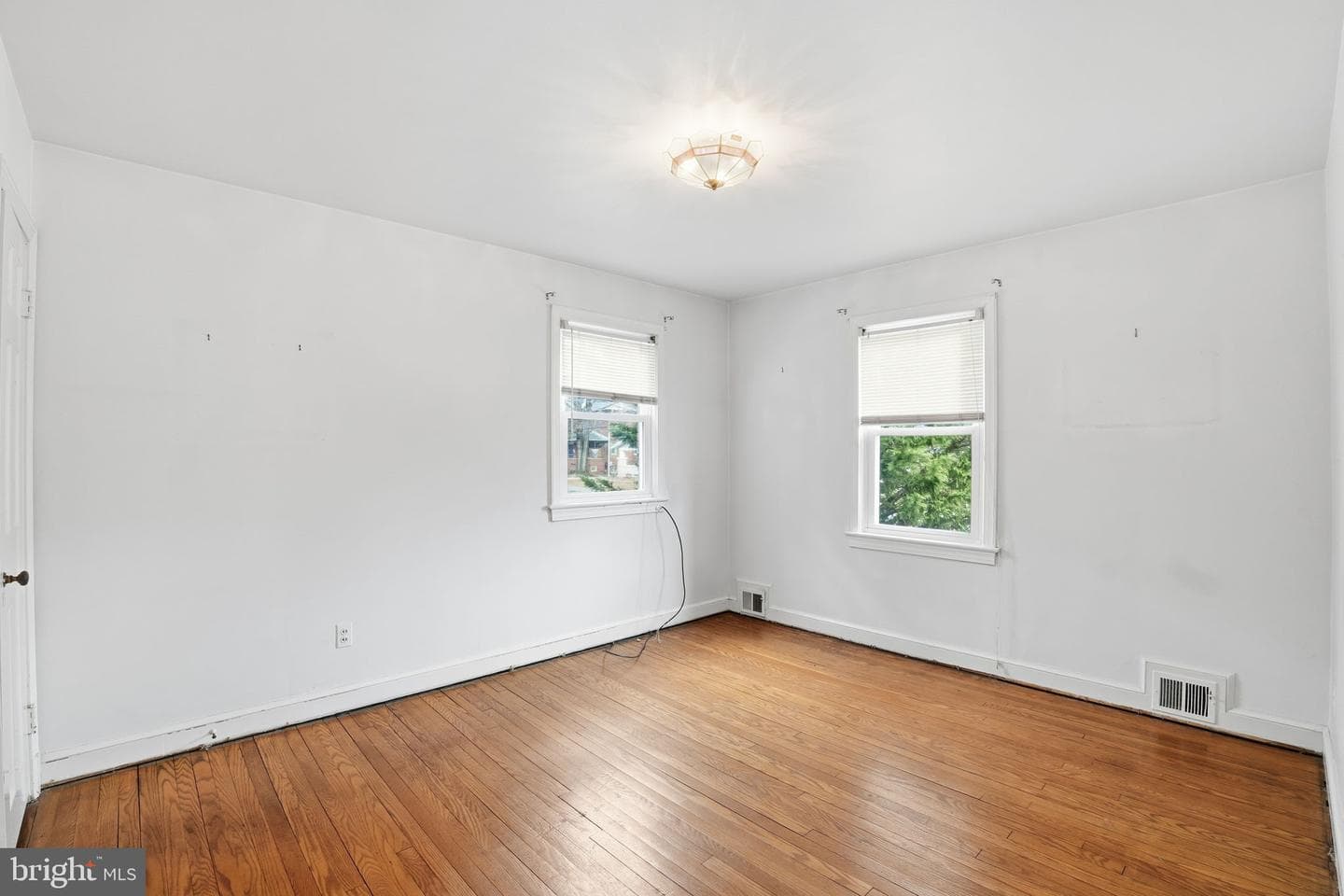 6758 Eastern Avenue NW photo 17