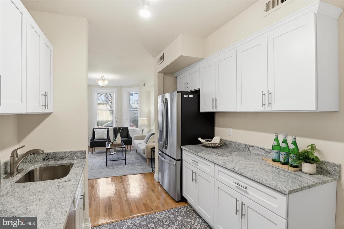 122 Bates Street NW photo 2
