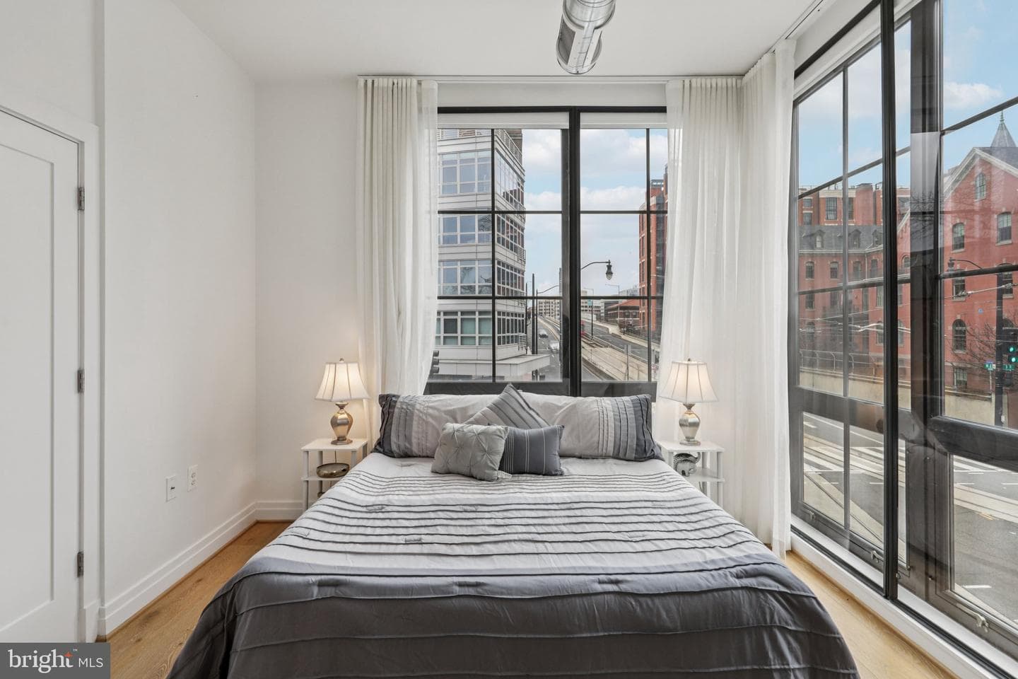 301 H Street NE #201 photo 15