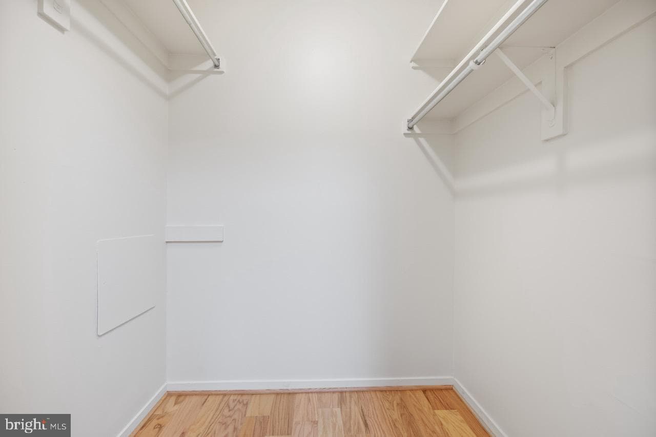 2320 Wisconsin Avenue NW #206 photo 11