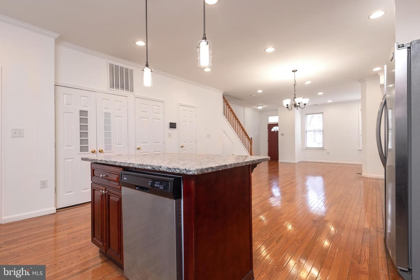 1911 17th Street SE photo 8