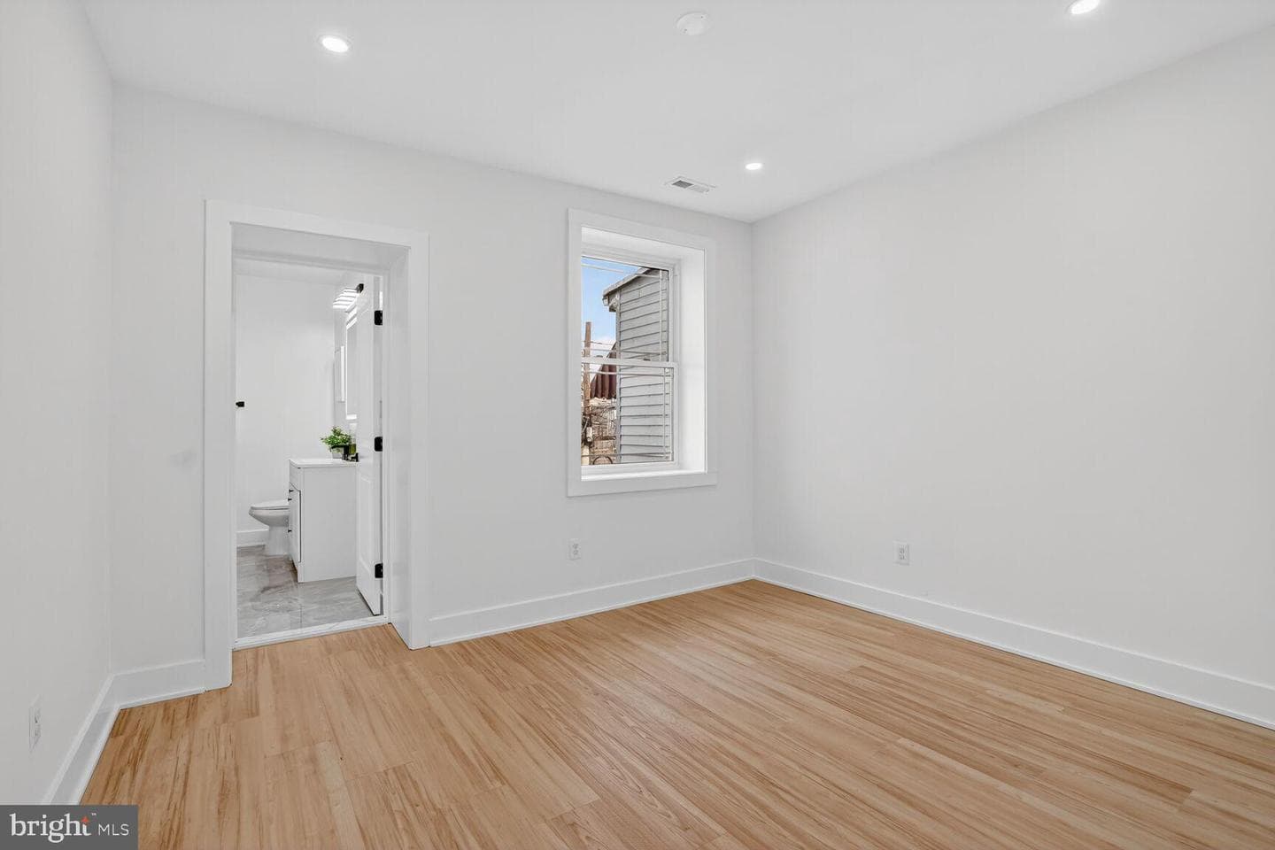 4629 9th Street NW photo 29