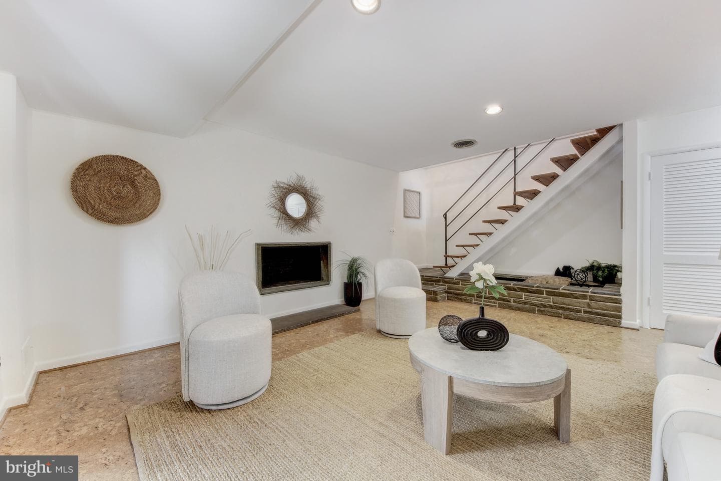 5814 Macarthur Boulevard NW photo 18