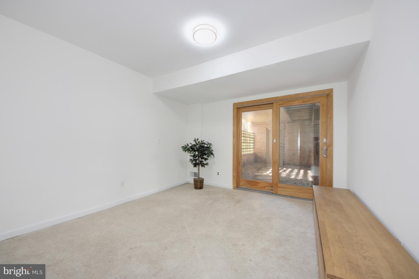 5814 Macarthur Boulevard NW photo 20