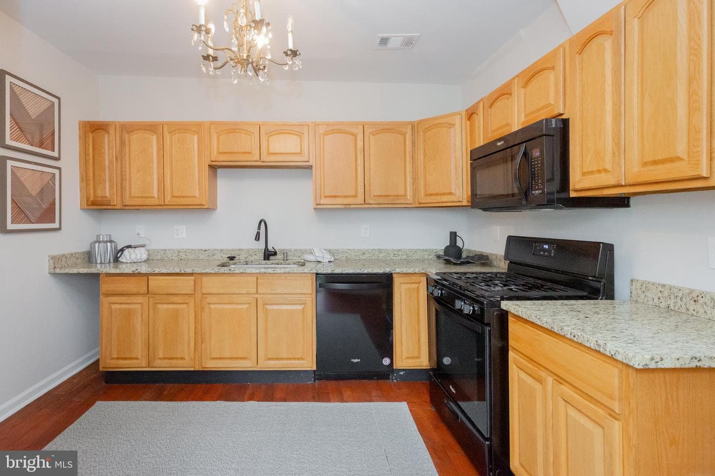 2129 Channing Street NE photo 12