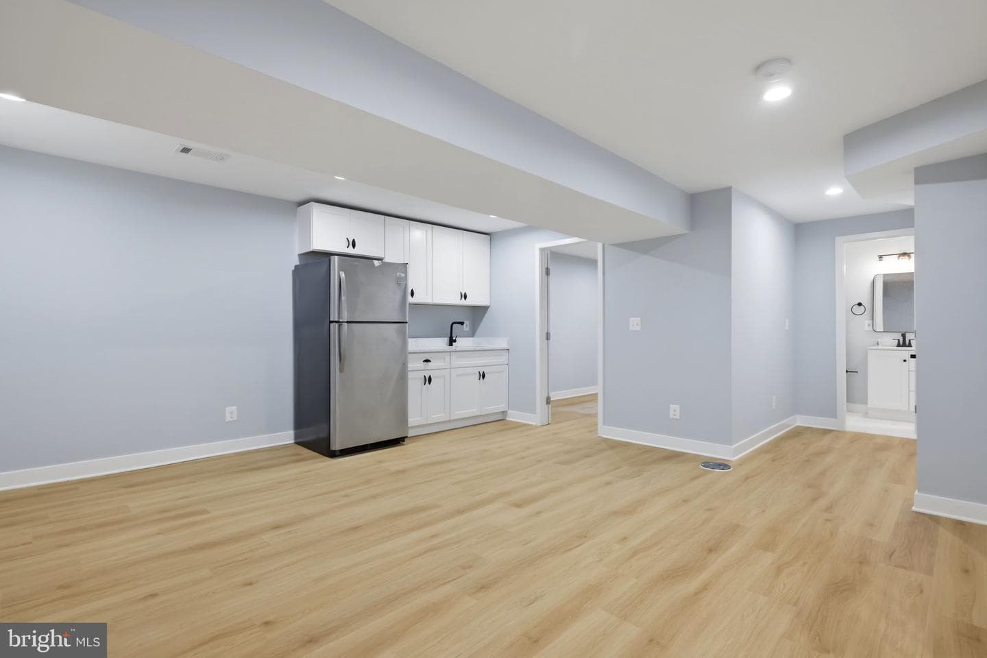 706 NW Longfellow Street NW photo 48