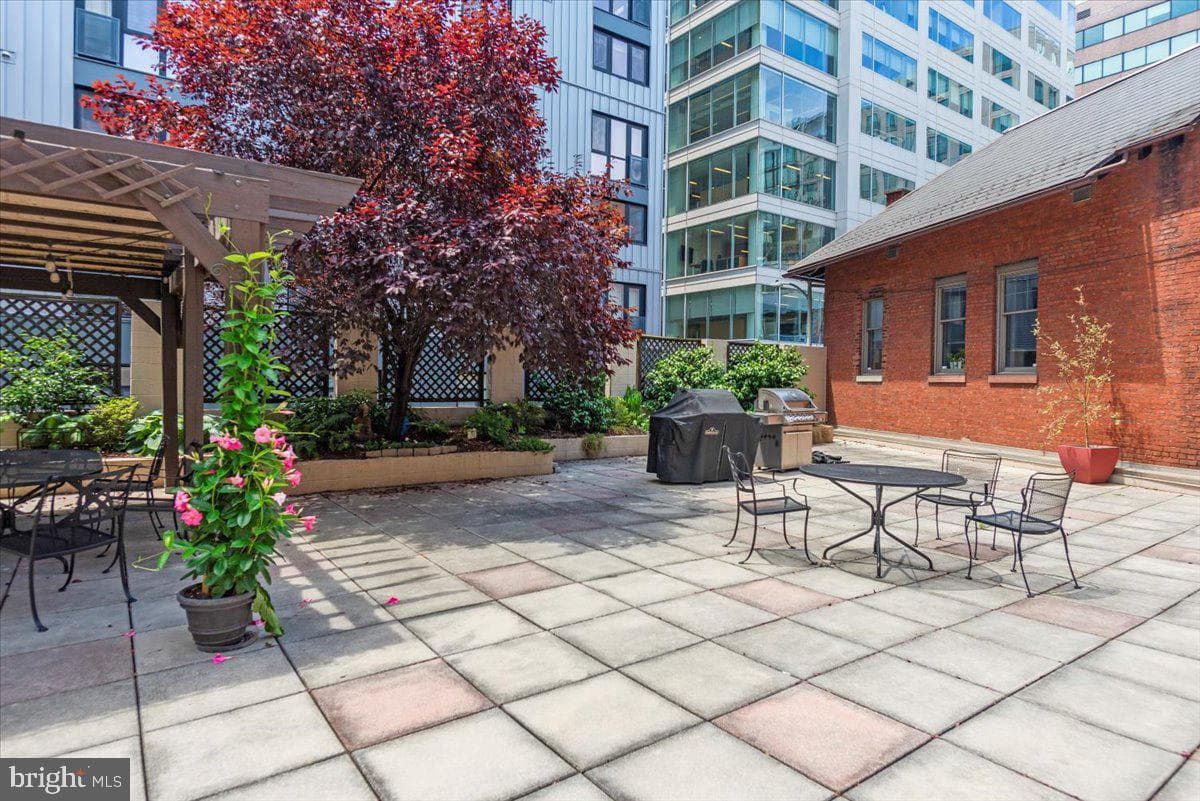 1312 Massachusetts Avenue NW #309 photo 32