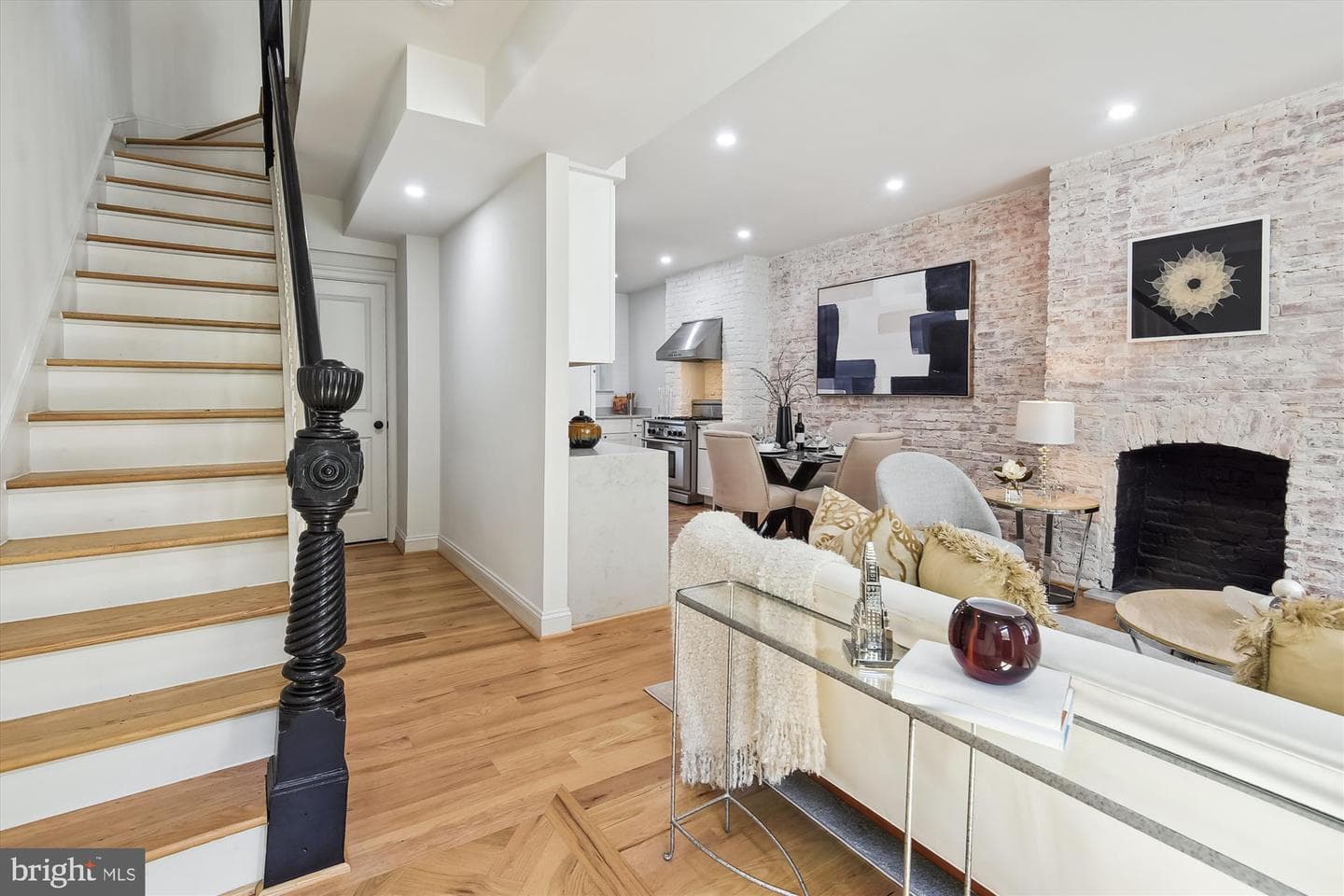 1214 East Capitol Street NE photo 26