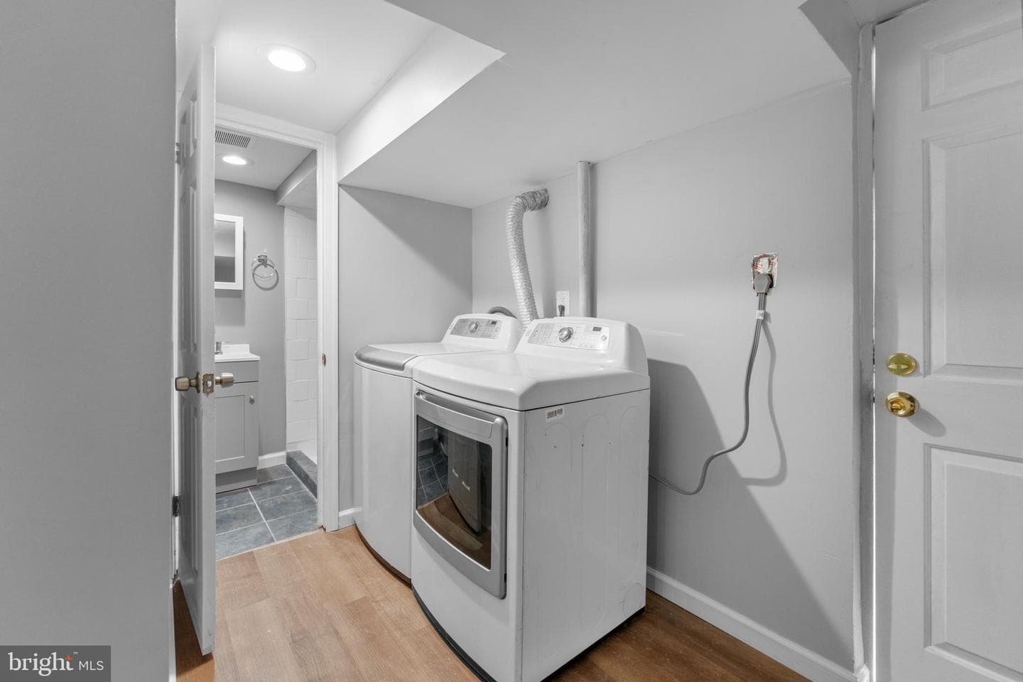 1811 T Place SE photo 29