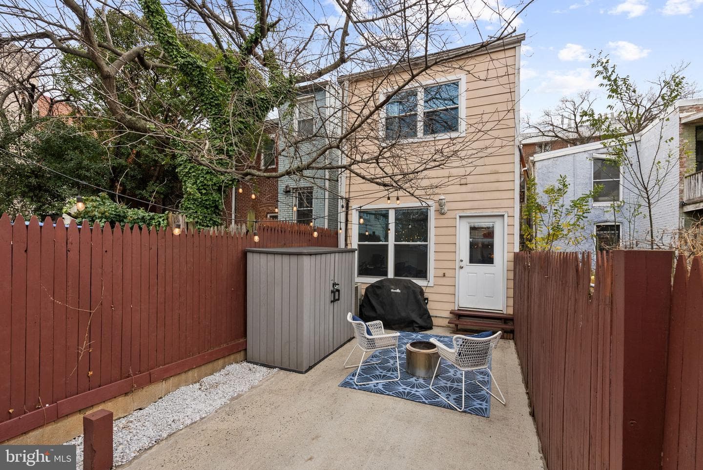 712 C Street NE photo 19