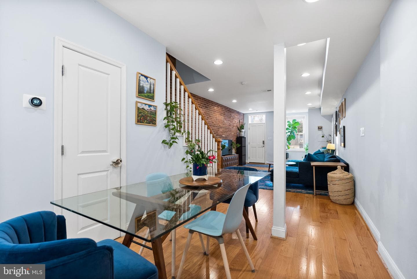 712 C Street NE photo 6
