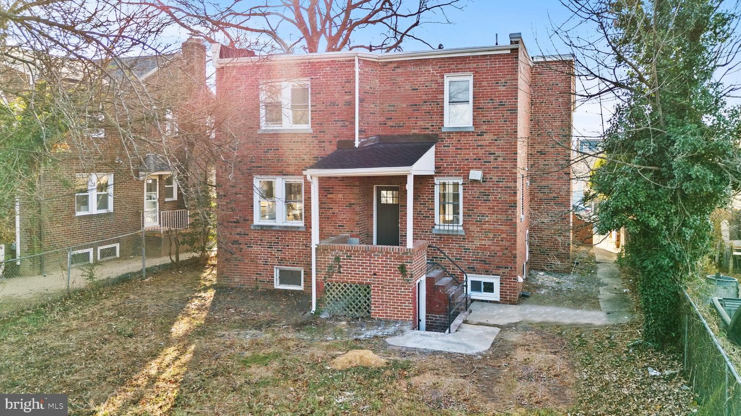 33 Nicholson Street NW photo 60