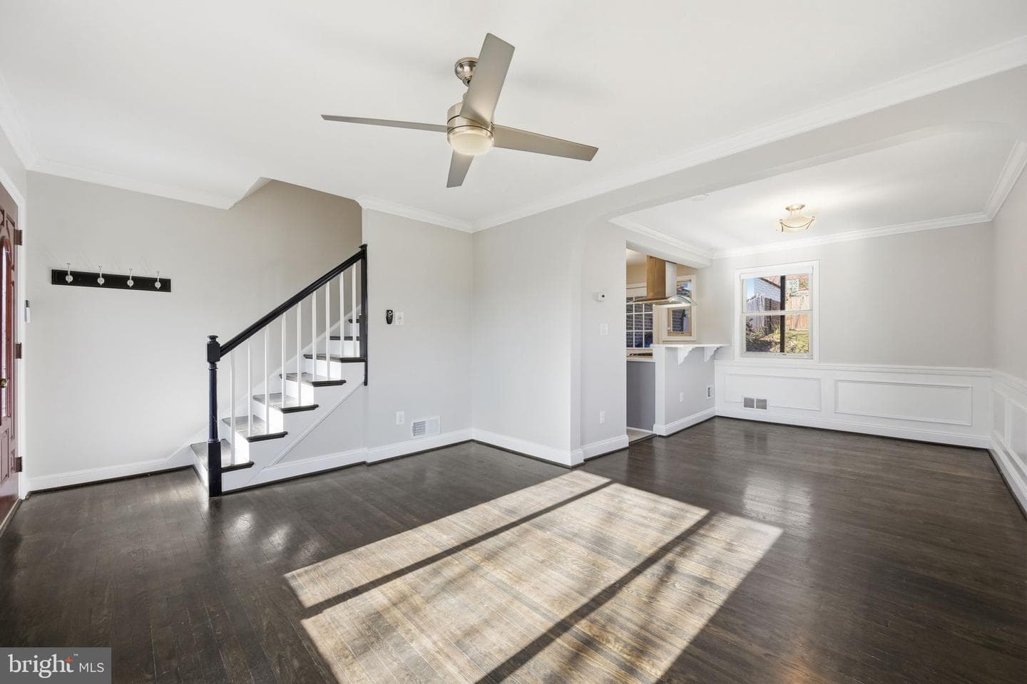 5701 Chillum Place NE photo 12