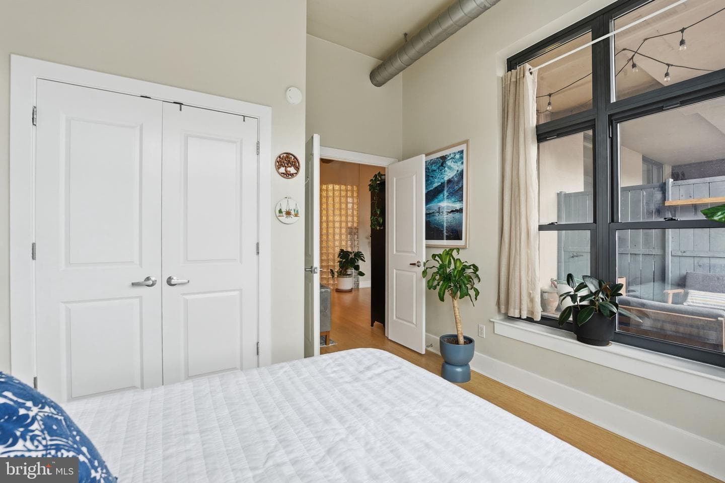 2328 Champlain Street NW #302 photo 20