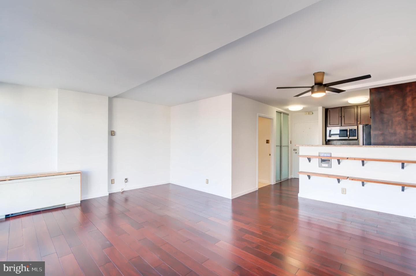 1545 18th Street NW #907 photo 5