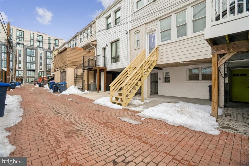 1154 4th Street NE photo 23