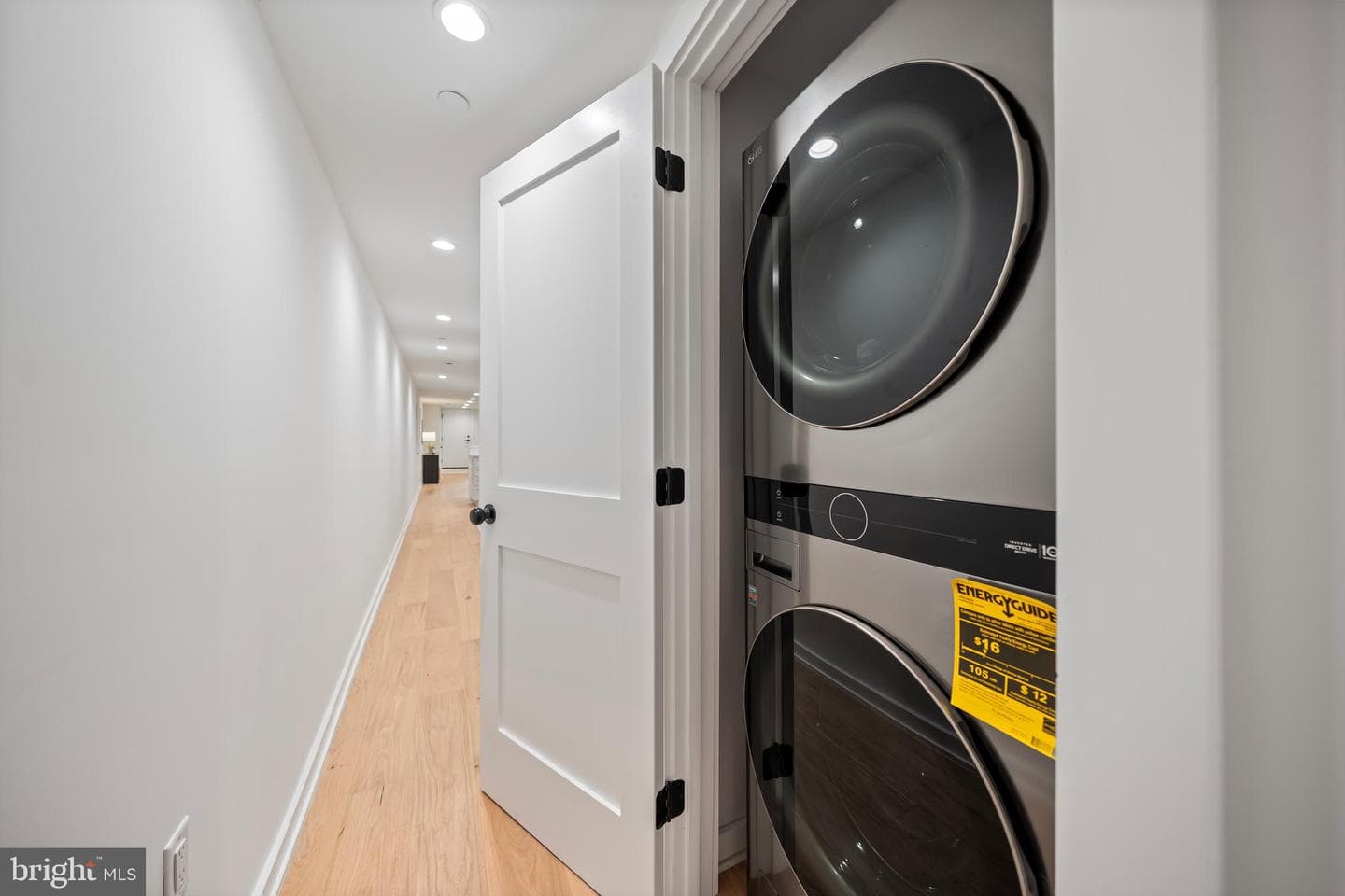 131 11 Street NE #1 photo 14