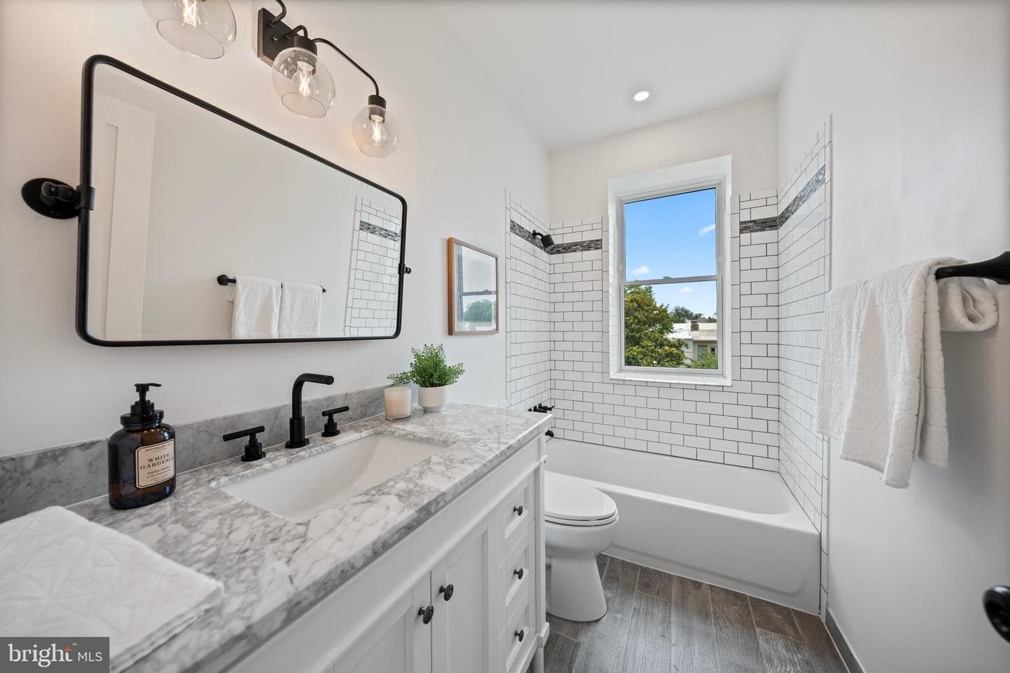 131 11 Street NE #3 photo 29
