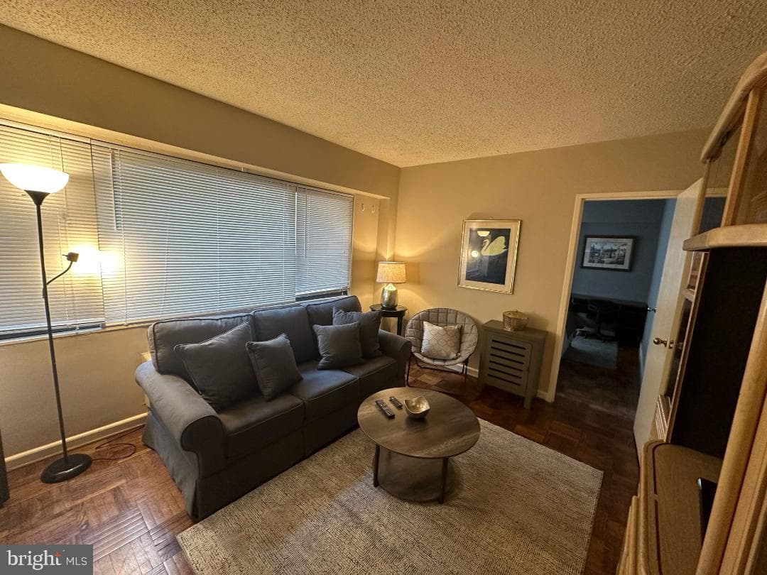 2141 I Street NW #615 photo 1