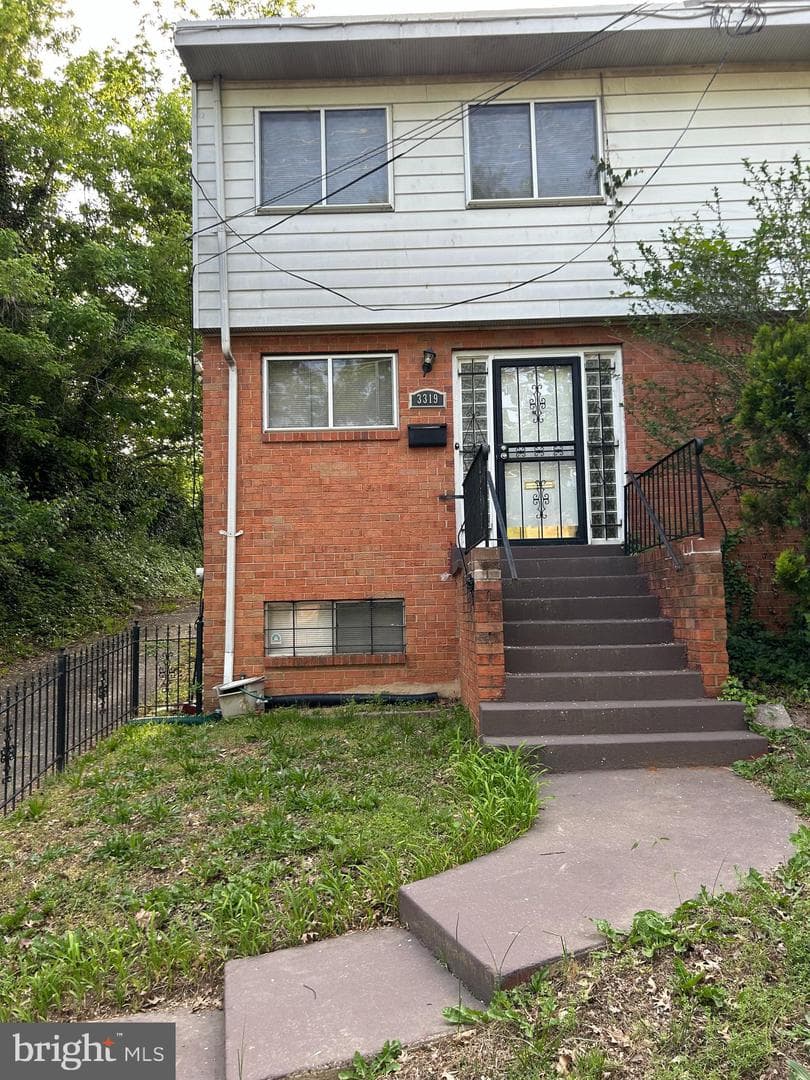 3319 6th Street SE photo 23