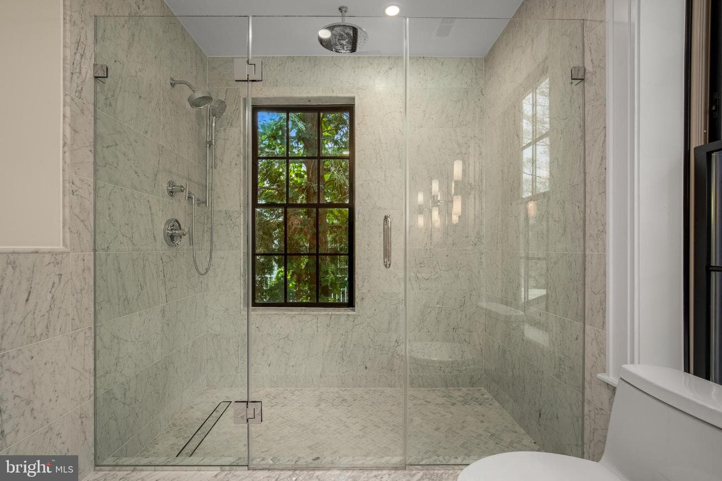 2710 36th Street NW photo 17
