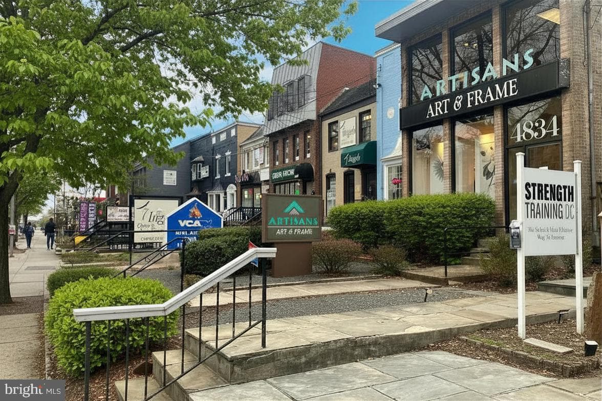 4840 Macarthur Boulevard NW #401 photo 15